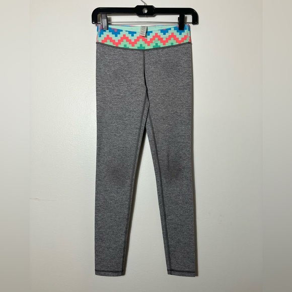 Ivivva By Lululemon‎ Girls Athletic Leggings Gray Size 10 - Picture 2 of 4